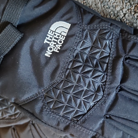 The North Face Hyvent black women's gloves in Small - Picture 3 of 10